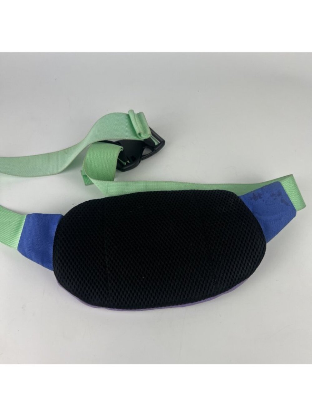 KAVU Spectator Waist Pack Fanny Pack Pastel Purple Green Adjustable Belt Bag - Picture 3 of 3
